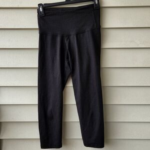 Old navy active capris size S